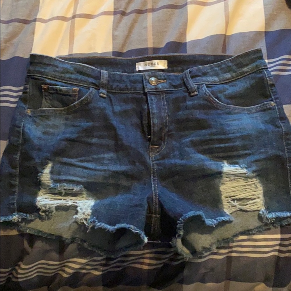 Distress short